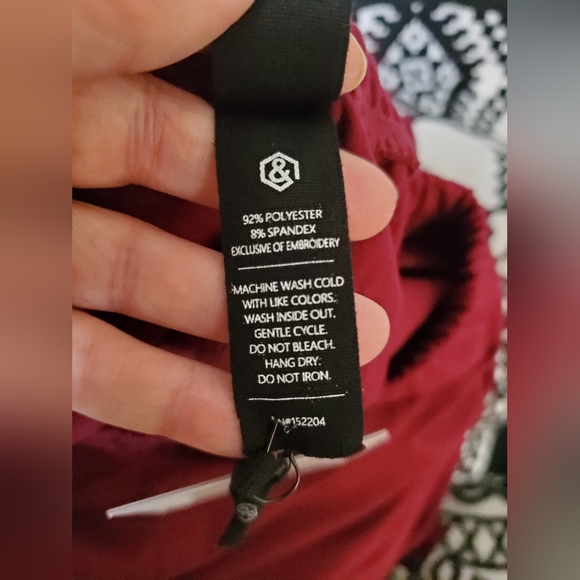 Super Soft Floral Embroidered Leggings Agnes & Dora Large - Picture 8 of 8